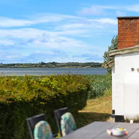 Gorgeous In Sydals With Wifi Traenge